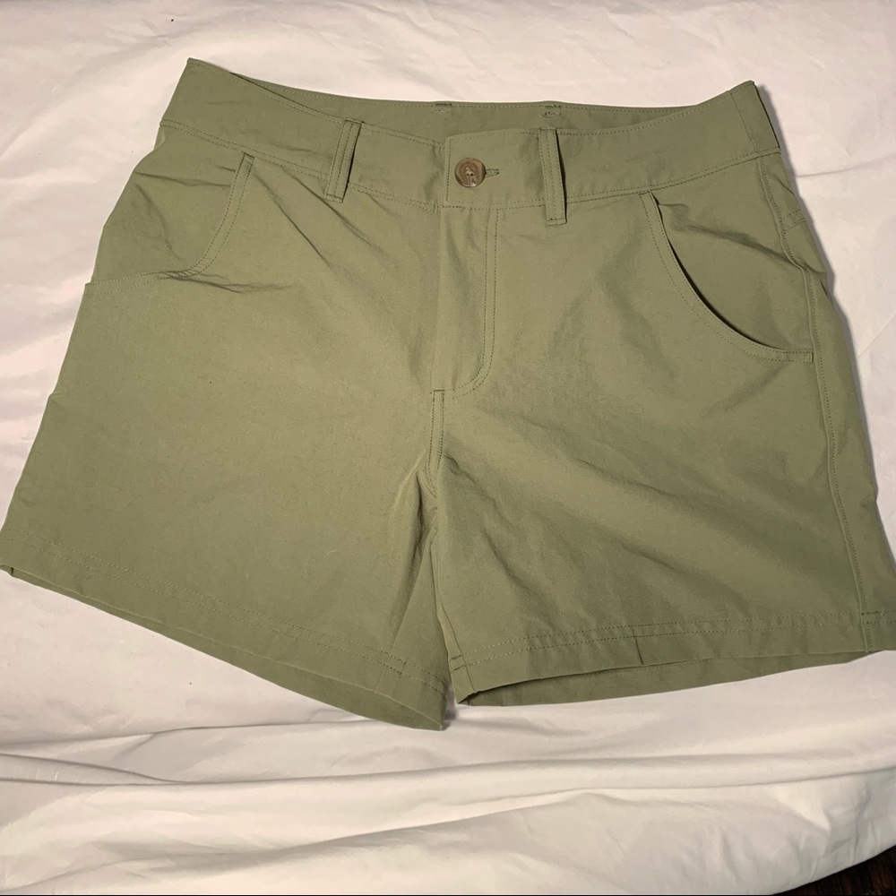 !!**Price drop**!! NWT EMS Women's Compass Short